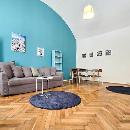 Seventh Sense Apartment Budapest Esterno foto