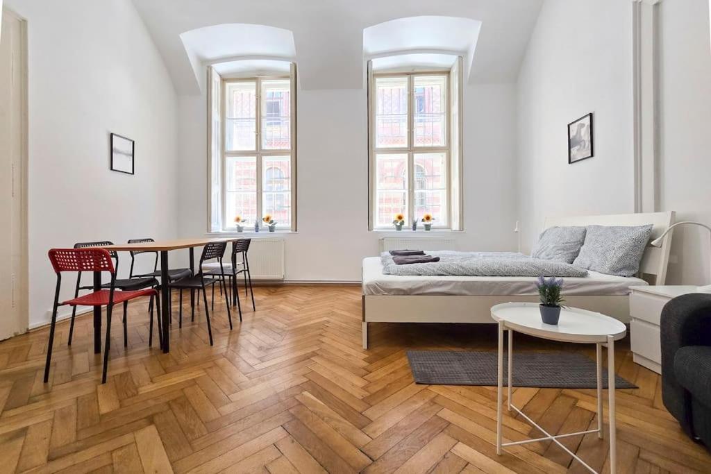Seventh Sense Apartment Budapest Esterno foto