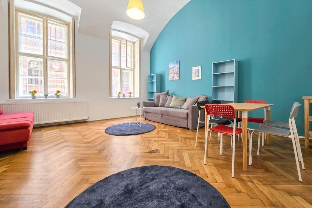 Seventh Sense Apartment Budapest Esterno foto